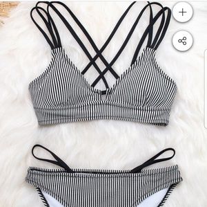 Cupshe Black & White Strappy Bikini